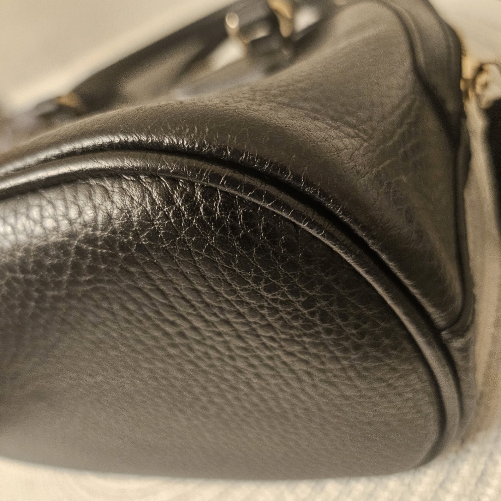 Gucci Small Dome Crossbody Bag Black Pebbled Leather - Picture 10 of 16